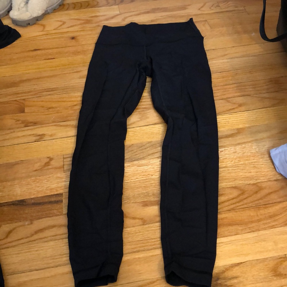 Lululemon wunder under